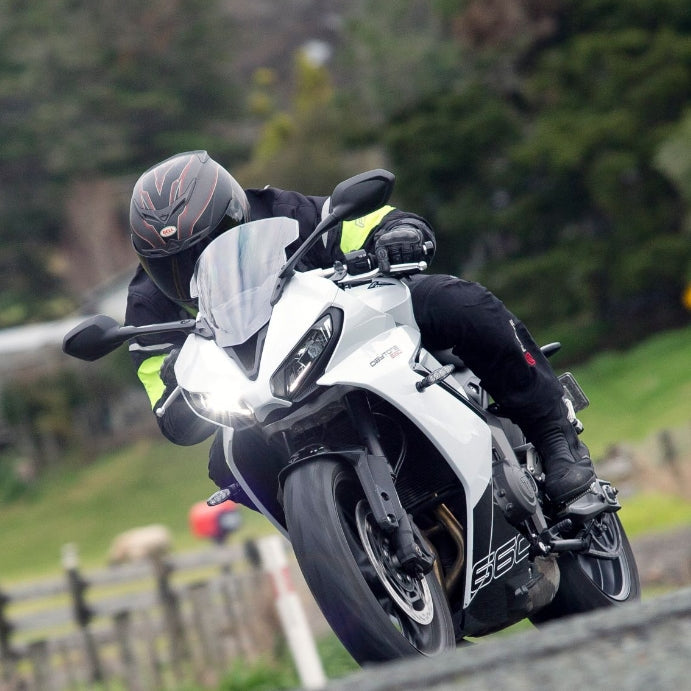 Triumph Daytona 660