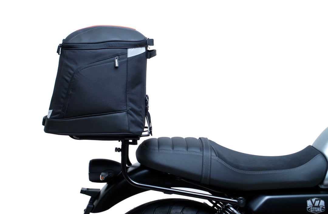 Moto Guzzi V7 Stone (21 - >)