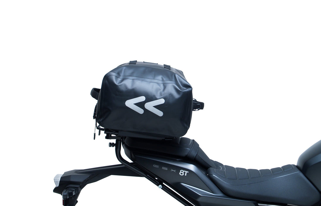 Suzuki GSX-8T, GSX-8TT (25 - >)