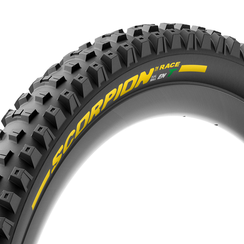 Pirelli_Scorpion EN T_close up
